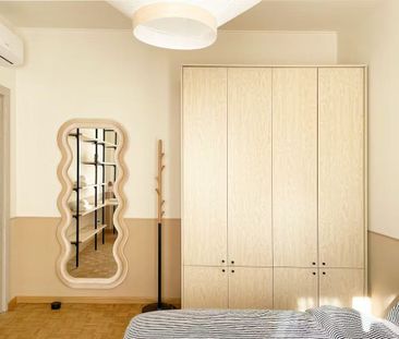 Via Comacchio, Milan, Lombardy 20139 - Photo 3