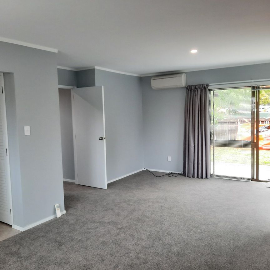 Comfortable Well Presented Family Home - Photo 1