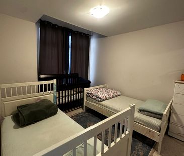 For Lease - 110 yale Drive, Hamilton, Ontario - Photo 5