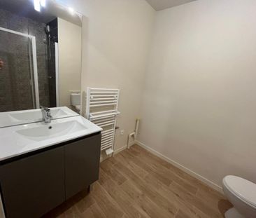 Location Appartement 2 pièces 38m² FLEURY SUR ORNE 14123 - Photo 4