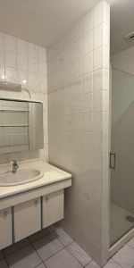 Location Appartement 3 pièces 64m² NIORT 79000 - Photo 4