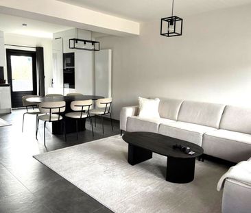 TE HUUR: Duplex-appartement met centrale ligging te Heusden-Zolder! - Foto 2