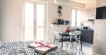 Via Gabriello Chiabrera, Rome, Lazio 00145 - Photo 4