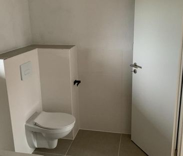 Sanierte 3-Raum–Wohnung mit Terrasse über den Wolken Apoldas - Foto 2