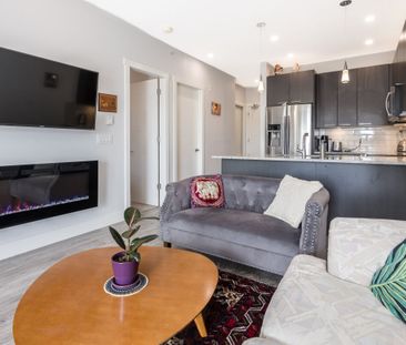 Stylish Condo - Photo 1