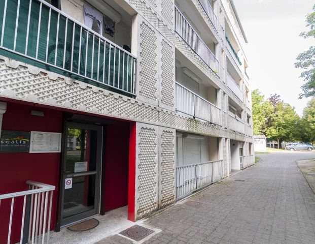 Location Appartement 7 pièces 144 m² Châteauroux - Photo 1