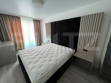 Apartament 2 camere, lux, parcare, zona UMF - Photo 2