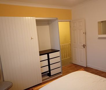 Room in a Shared House, Whitehorse Lane, SE25 - Photo 2