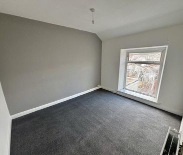 2 bedroom house to rent - Photo 1