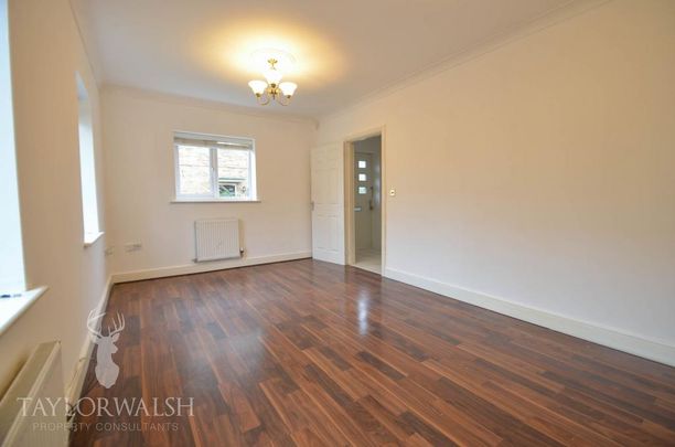 5 bedroom terraced house to rent - Photo 1