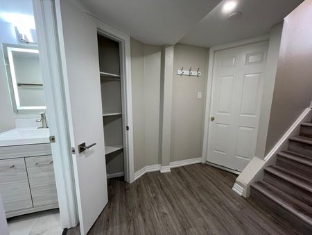 For Lease - 77 Longview Drive Unit# Lower, Bradford West Gwillimbury, Ontario - Photo 5