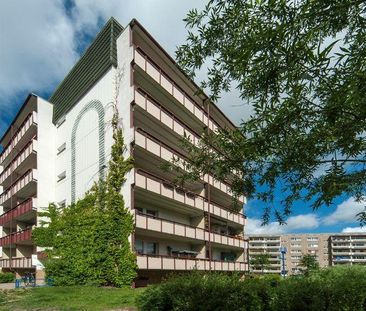 Gegenüber der Kita und nur wenige Schritte zum Supermarkt. - Foto 3