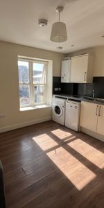 Apartment to rent in Old Christchurch Road, Bournemouth, BH1 - Photo 3