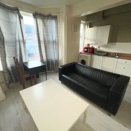 Noel Street, Nottingham, NG7 - Photo 1