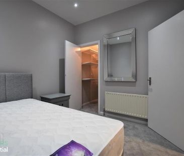 Apt 1, 261 Upper Newtownards Ro, Belfast, BT4 3JF - Photo 1