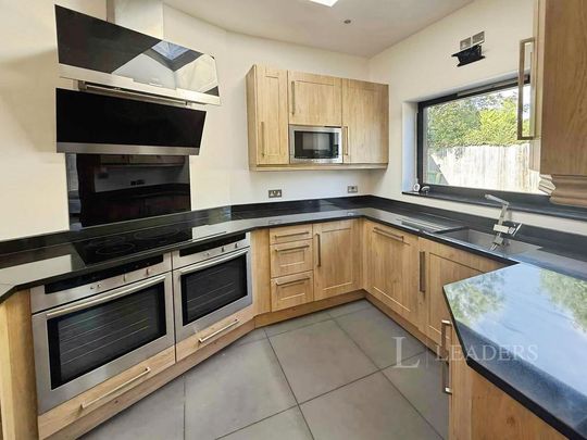 3 bedroom detached house to rent - Photo 1