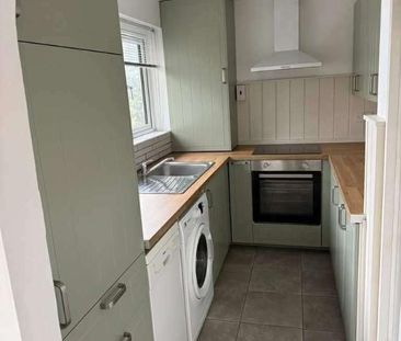 Lingfield Gardens, Southampton, Hampshire, SO18 - Photo 4