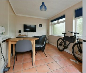 Room in a Shared House, The Highway, BN2 - Photo 3