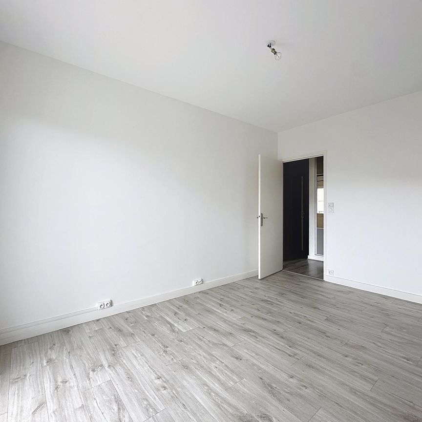 Location Appartement 4 pièces 101m² TROYES 10000 - Photo 1