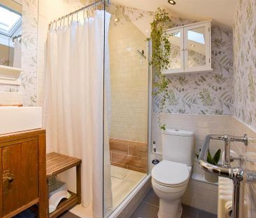 2 bedroom terraced house to rent - Photo 2