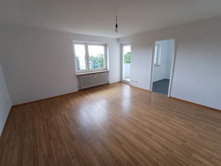 Helle 3-Zimmer Wohnung mit Balkon in Hasenbergl - Foto 4