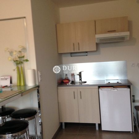 Location Appartement 1 pièce 41m² MONTAIGU VENDEE 85600 - Photo 3