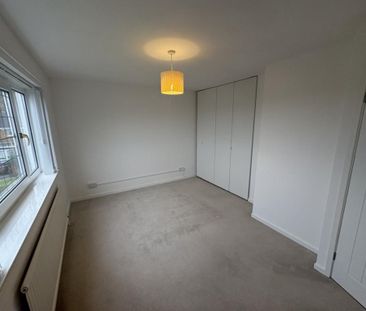 3 bedroom detached house to rent - Photo 3