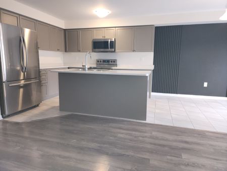 For Lease - 2 Utter Place, Hamilton, Ontario - Photo 3