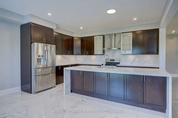 Detached Home For Lease | E9235634 - Photo 1