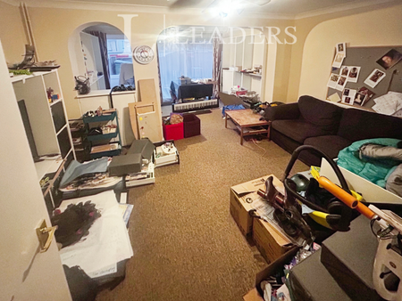 3 bedroom house to rent - Photo 2