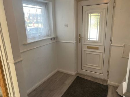 Nightingale Avenue, Eastleigh - Photo 4