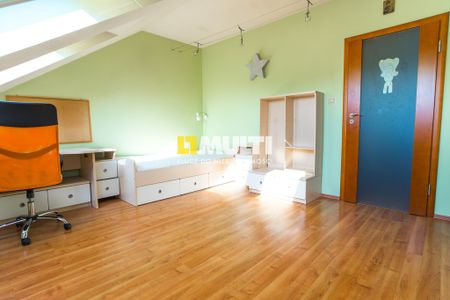 Mieszkanie 4-pok. dwupoziomowe - w cenie 2 garaże - Photo 4