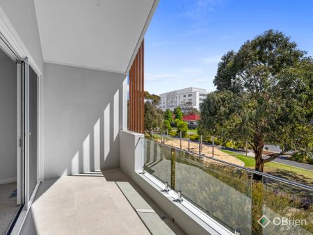 “World Class Luxury Living By The Parkland And Bay!” - Photo 5