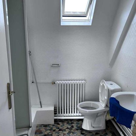 Location Appartement 2 pièces 35m² ELBEUF 76500 - Photo 3