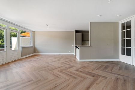 Appartement te koop: Floris Arntzeniusplein 11 2597 SP Den Haag - Photo 3