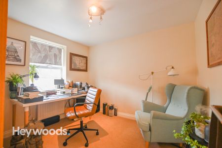 3 bed town house to rent in Trent Bridge Close, Trentham Lakes, Stoke-on-Trent ST4 - Photo 5