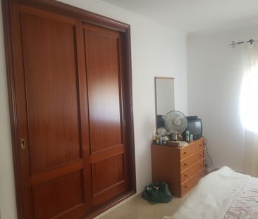 Apartamento T2 Mobilado com Elevador e Varandas - Arrendamento Sazo... - Photo 4