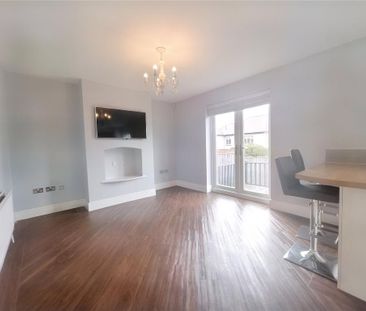 4 bedroom semi-detached house to rent - Photo 2