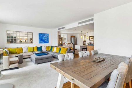 Westferry Circus, Canary Wharf, E14 - Photo 2