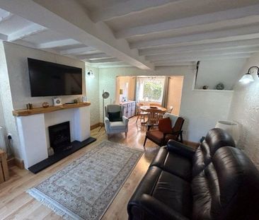 2 bedroom terraced house to rent - Photo 1