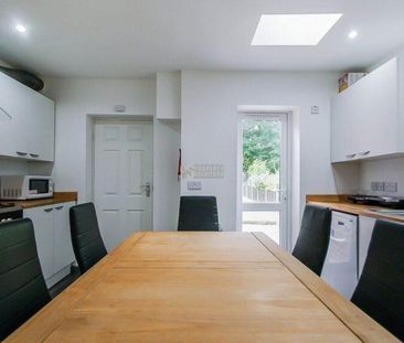 5 bedroom terraced house to rent - Photo 6