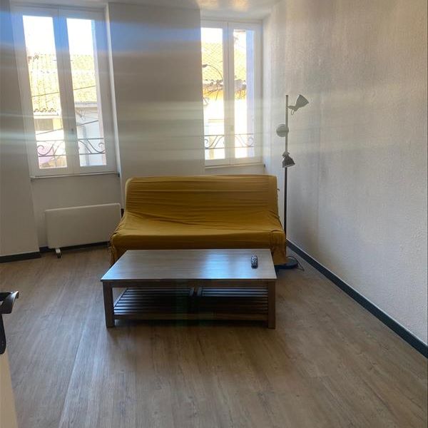 2 pièces - Meublé - 35,6 m² - 1er étage - Colocation non autorisée - Photo 1