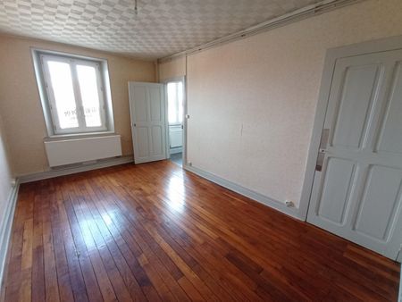 Location Appartement 4 pièces 81m² - Photo 5