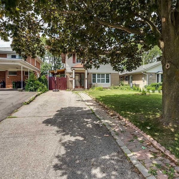 For Lease - 60 Moorecroft Crescent Unit# Bsmt, Toronto, Ontario - Photo 2