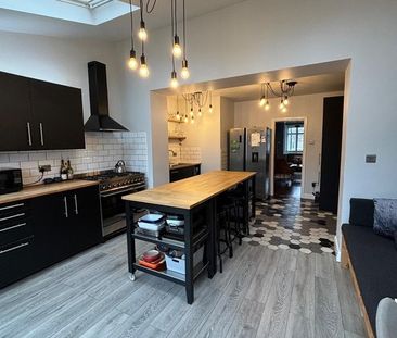 3 bedroom house share to rent - Photo 1