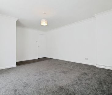 1 bedroom Flat To Let Total Size: 593 SQ FT - Photo 3