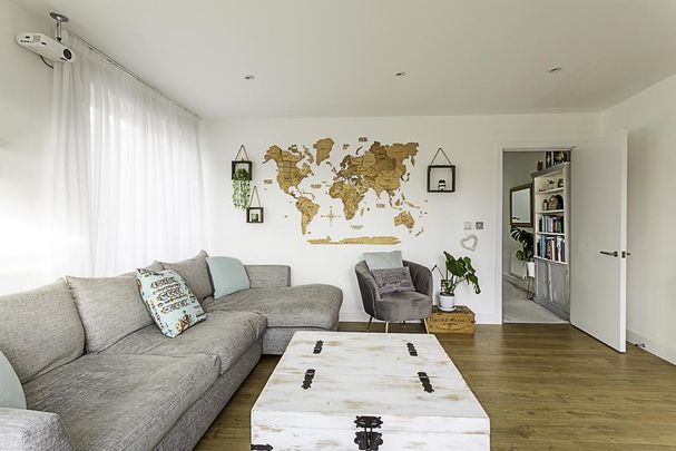 4 bedroom house to rent - Photo 1