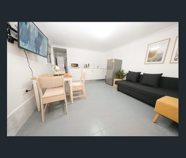 Auburn granny flat 1 bed with aircon for rent with fully furnished - Photo 4