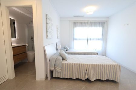 Villa de Lujo en Primera Línea de Playa en Cala Capitán - Photo 4