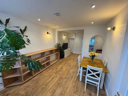 2 bedroom terraced house to rent - Photo 2